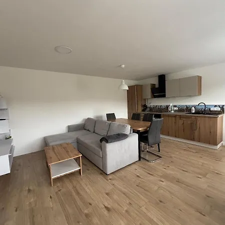 In Dvur Kralove Lejlighed Dvůr Králové nad Labem